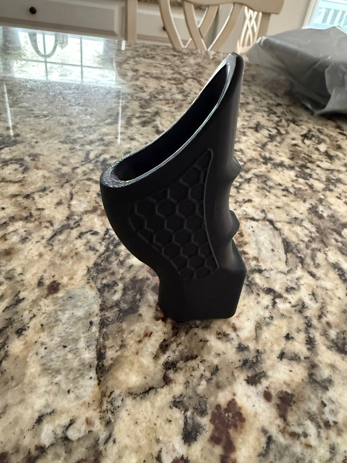 AR-15 pistol grip