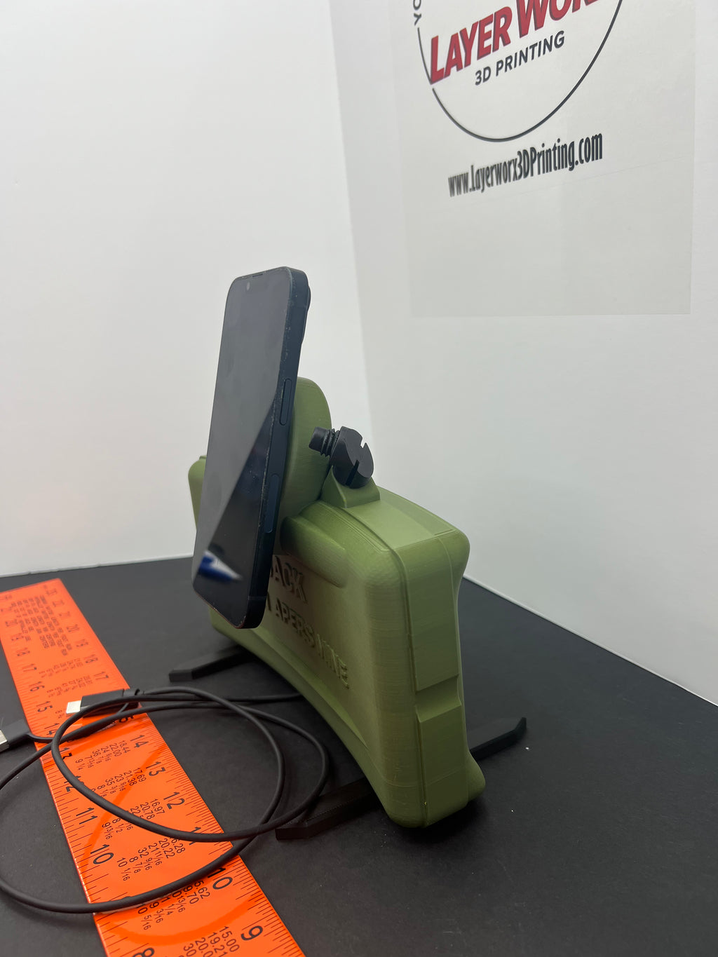 Claymore Mine Magnetic Phone Charger