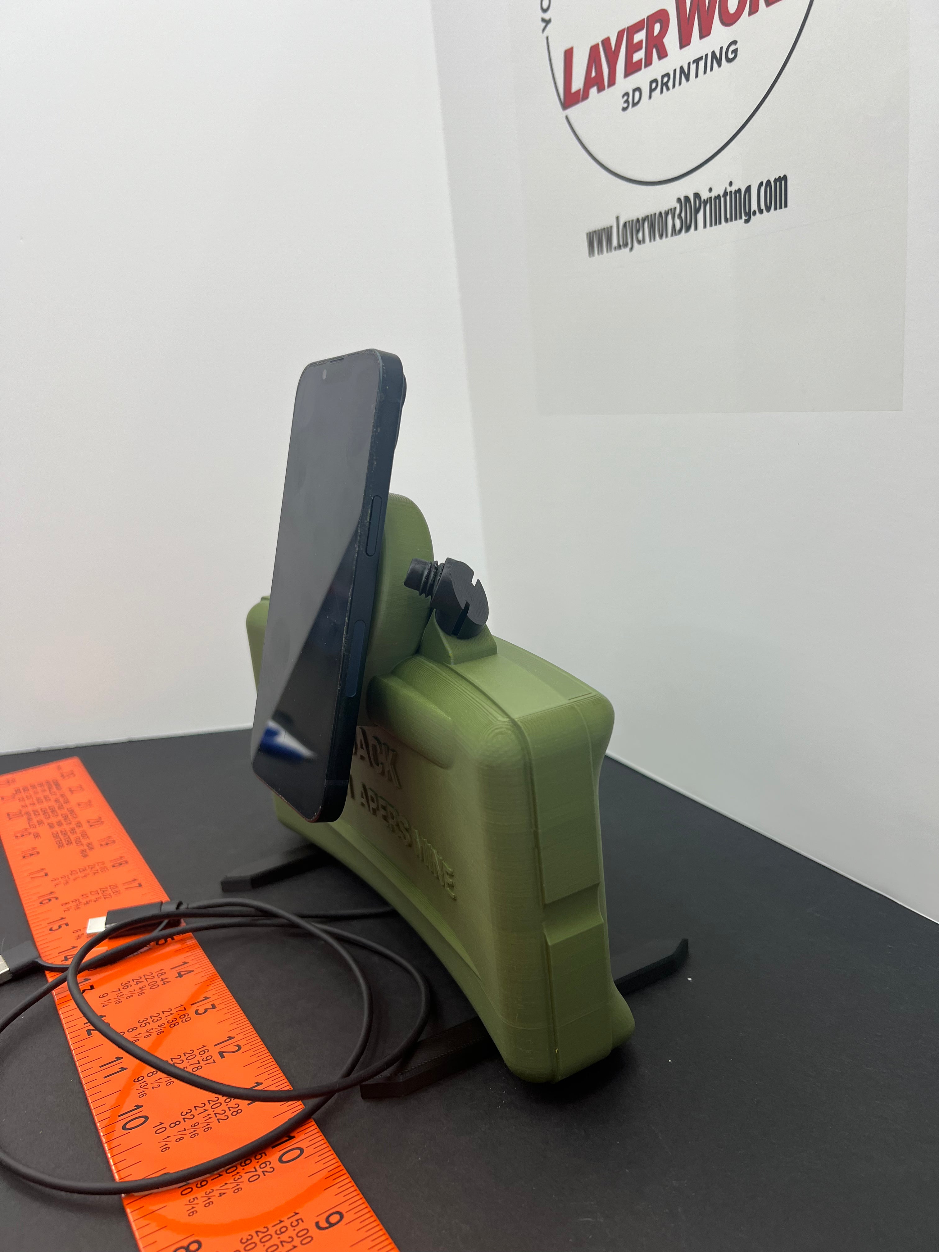 Claymore Mine Magnetic Phone Charger